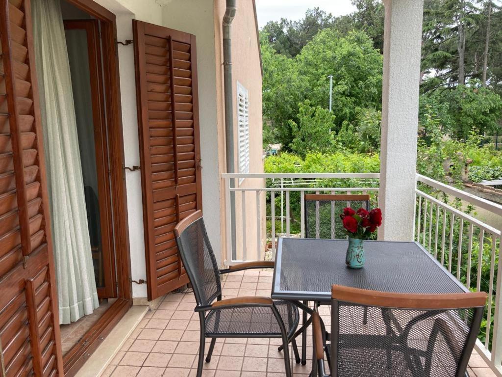 Ija Apartamento Krk Town Exterior foto
